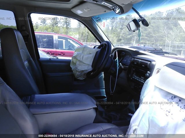 1FMZU63E4YZC00386 - 2000 FORD EXPLORER XLT BURGUNDY photo 5