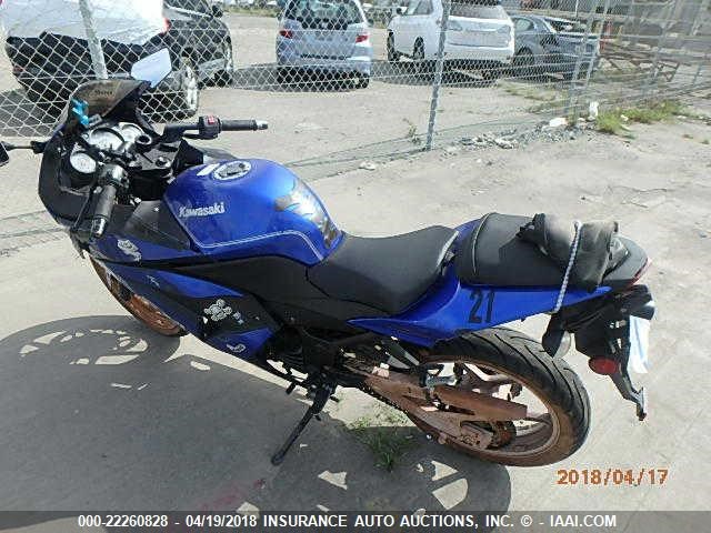 JKAEXMJ119DA31745 - 2009 KAWASAKI EX250 J BLUE photo 3