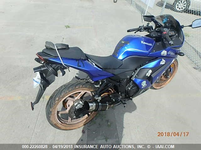 JKAEXMJ119DA31745 - 2009 KAWASAKI EX250 J BLUE photo 4