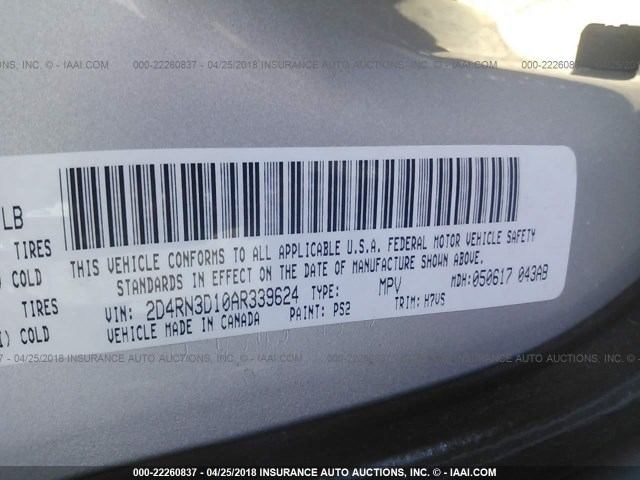 2D4RN3D10AR339624 - 2010 DODGE GRAND CARAVAN HERO SILVER photo 9