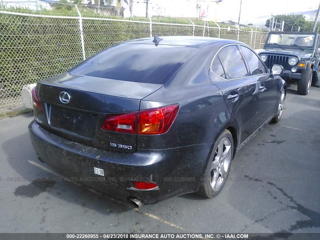 JTHBE262572007974 - 2007 LEXUS IS 350 GRAY photo 4