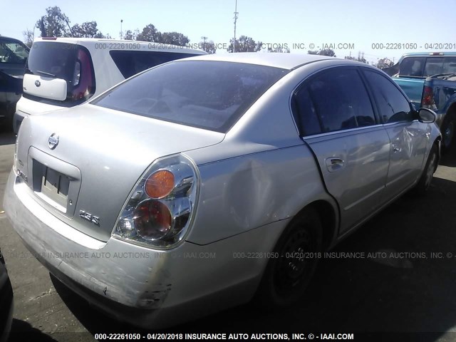 1N4AL11D94C179216 - 2004 NISSAN ALTIMA S/SL GRAY photo 4