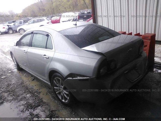 1G1ZK57788F175423 - 2008 CHEVROLET MALIBU LTZ 银色 照片 3