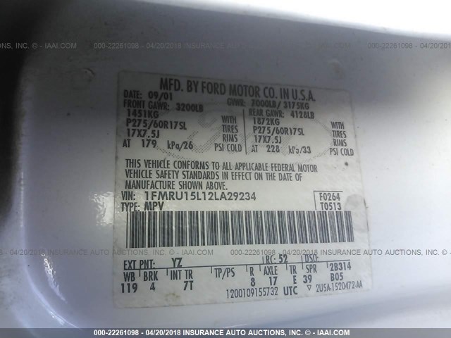 1FMRU15L12LA29234 - 2002 FORD EXPEDITION XLT 白色 照片 9