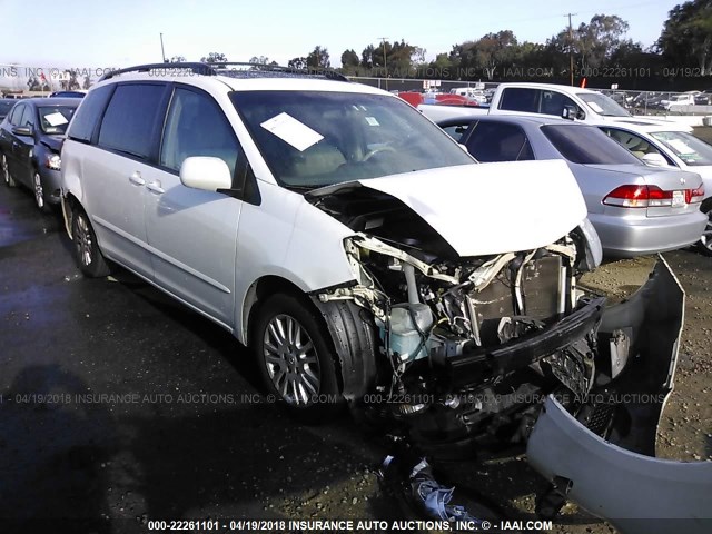 5TDYK4CC3AS335648 - 2010 TOYOTA SIENNA XLE/XLE LIMITED WHITE photo 1