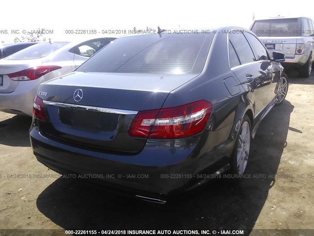 WDDHF7CB1AA033212 - 2010 MERCEDES-BENZ E 550 GRAY photo 4