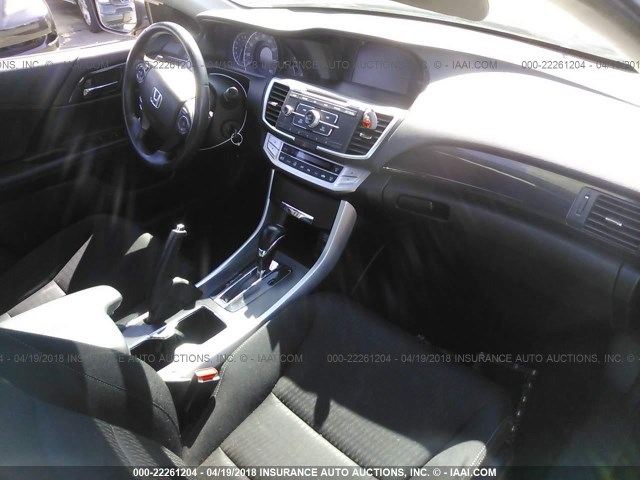 1HGCR2F5XDA145064 - 2013 HONDA ACCORD SPORT 黑色 照片 5