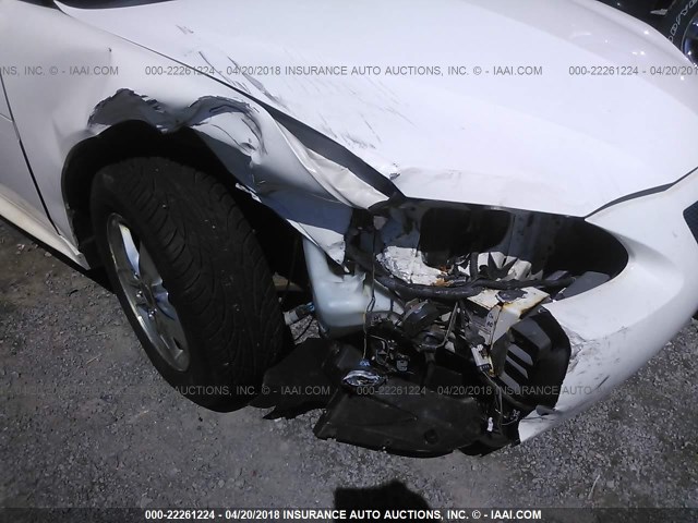 2G2WP552361197745 - 2006 PONTIAC GRAND PRIX თეთრი ფოტო 6