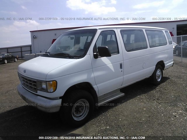 1FBHS31Y0SHA13052 - 1995 FORD ECONOLINE E350 SUPER DUTY WHITE photo 2