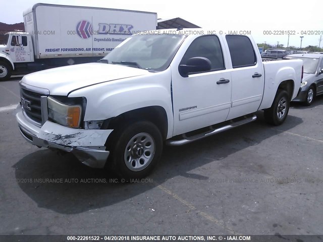 3GTP1VEA7BG275101 - 2011 GMC SIERRA C1500 SLE WHITE photo 2