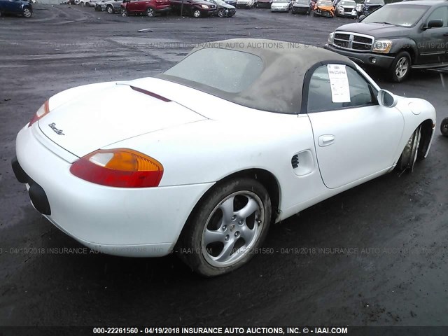 WP0CA2989XU633453 - 1999 PORSCHE BOXSTER WHITE photo 4