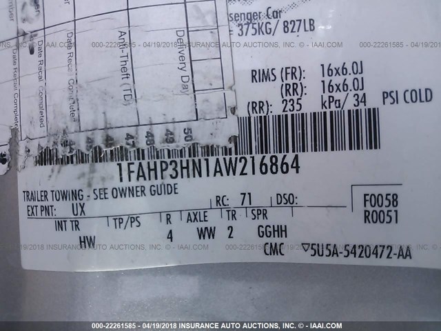 1FAHP3HN1AW216864 - 2010 FORD FOCUS SEL SILVER photo 9