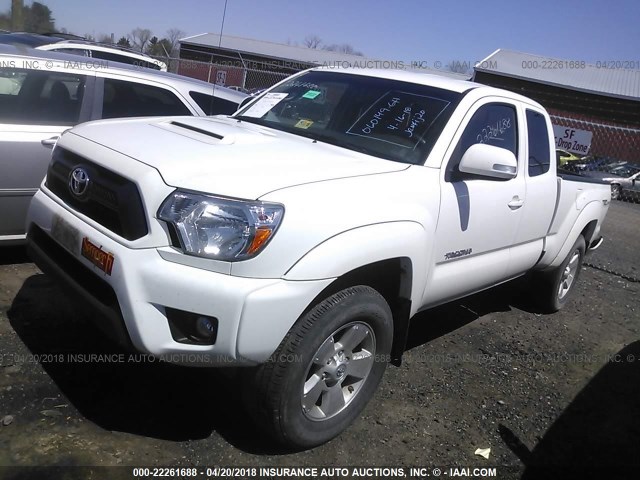 5TFUU4EN1EX109034 - 2014 TOYOTA TACOMA WHITE photo 2