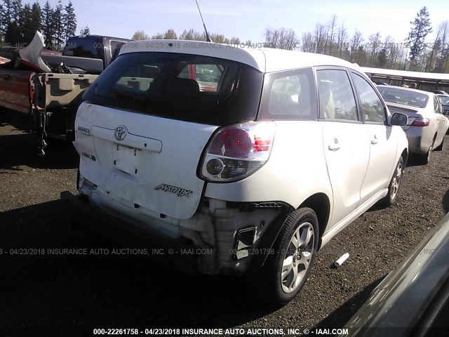 2T1LR32E46C562396 - 2006 TOYOTA COROLLA MATRIX XR WHITE photo 4