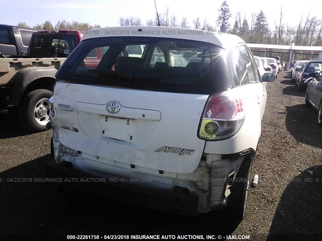 2T1LR32E46C562396 - 2006 TOYOTA COROLLA MATRIX XR WHITE photo 6