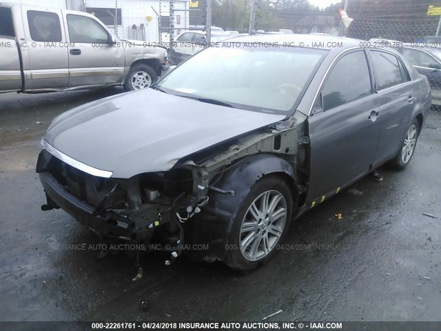 4T1BK36B26U137063 - 2006 TOYOTA AVALON XL/XLS/TOURING/LIMITED GRAY photo 2