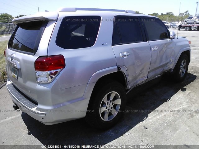 JTEZU5JR0D5059558 - 2013 TOYOTA 4RUNNER SR5/LIMITED SILVER photo 4