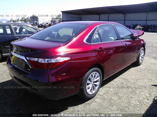 4T1BF1FK0FU994992 - 2015 TOYOTA CAMRY LE/XLE/SE/XSE 红色 照片 4
