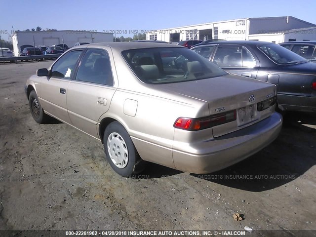 4T1BG22K2VU113846 - 1997 TOYOTA CAMRY CE/LE/XLE 金色 照片 3