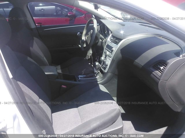 1G1ZC5E00CF332874 - 2012 CHEVROLET MALIBU 1LT 白色 照片 5