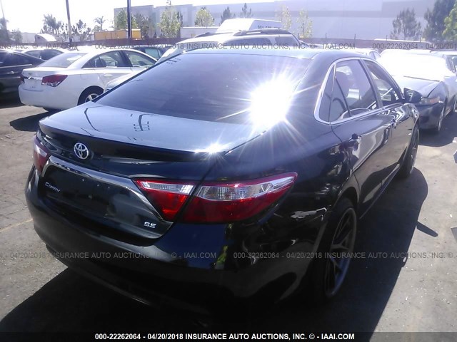 4T1BF1FK6GU506405 - 2016 TOYOTA CAMRY LE/XLE/SE/XSE ლურჯი ფოტო 4