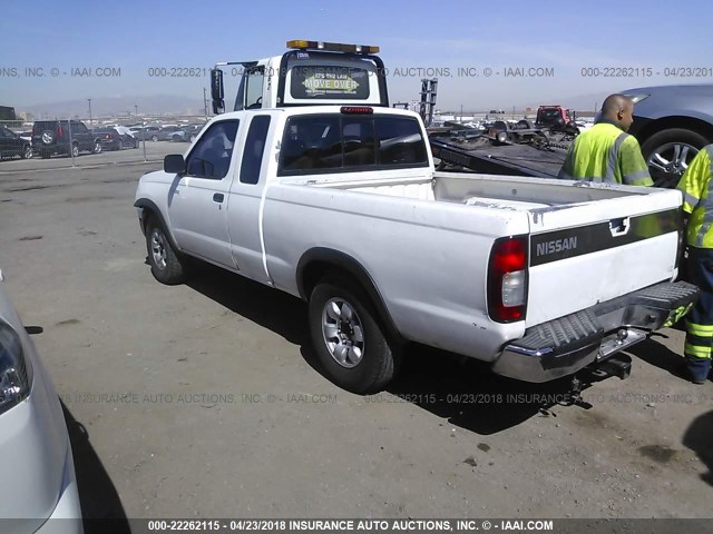 1N6DD26S8WC367789 - 1998 NISSAN FRONTIER KING CAB XE/KING CAB SE WHITE photo 3