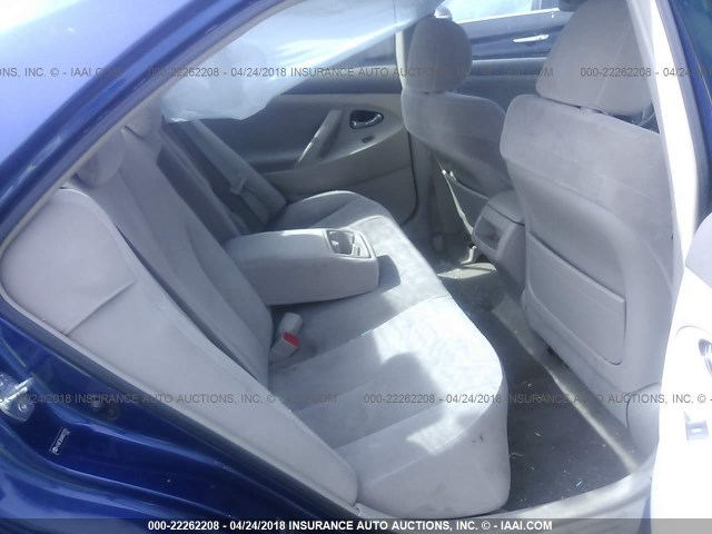 4T4BF3EK8AR022701 - 2010 TOYOTA CAMRY SE/LE/XLE BLUE photo 8