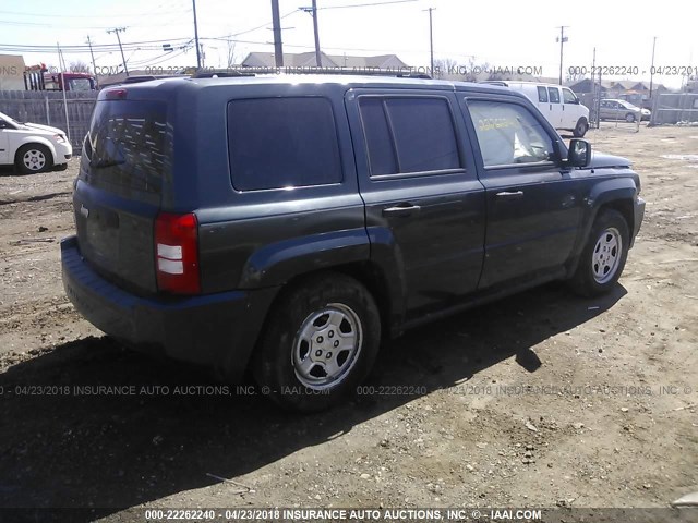 1J8FF28W18D698077 - 2008 JEEP PATRIOT SPORT GRAY photo 4