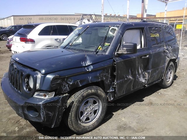 1J8FF28W18D698077 - 2008 JEEP PATRIOT SPORT GRAY photo 6