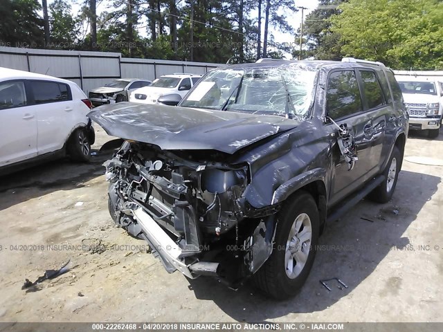 JTEZU5JR4F5103466 - 2015 TOYOTA 4RUNNER SR5/LIMITED GRAY photo 2