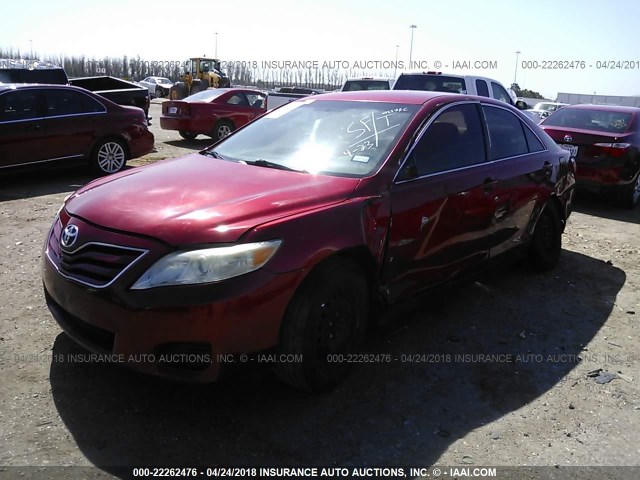 4T1BF3EK0BU741579 - 2011 TOYOTA CAMRY SE/LE/XLE RED photo 2