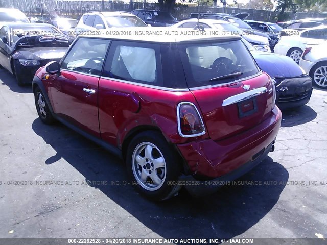 WMWMF3C5XATU77511 - 2010 MINI COOPER RED photo 3