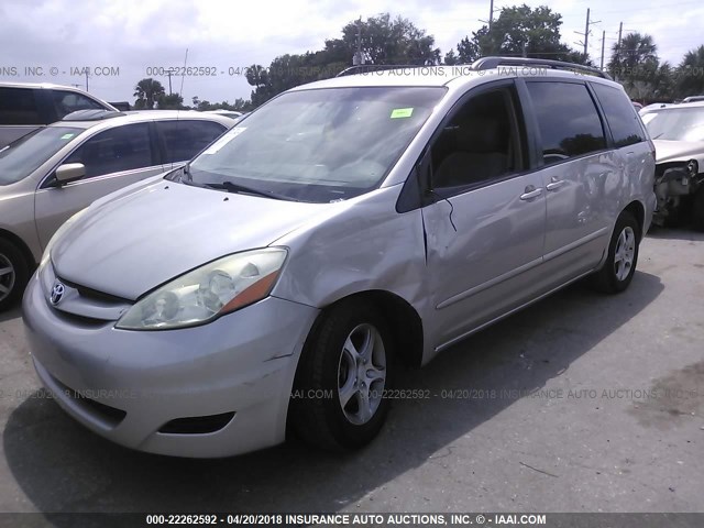 5TDZA23C86S528753 - 2006 TOYOTA SIENNA CE/LE SILVER photo 2