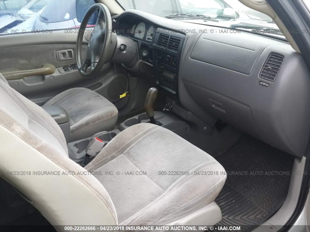 5TEGN92N52Z043913 - 2002 TOYOTA TACOMA DOUBLE CAB PRERUNNER SILVER photo 5