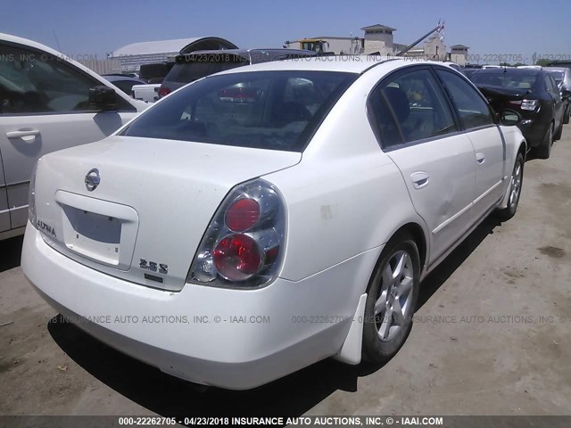 1N4AL11D36N350212 - 2006 NISSAN ALTIMA S/SL WHITE photo 4