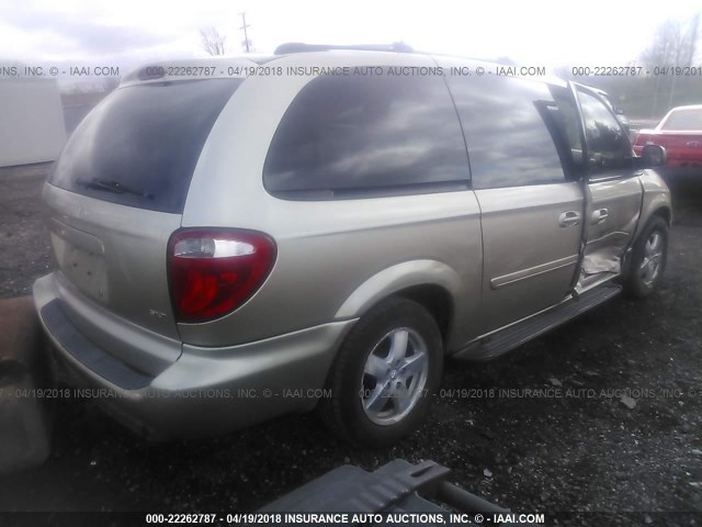 2D4GP44L25R264178 - 2005 DODGE GRAND CARAVAN SXT GOLD photo 4