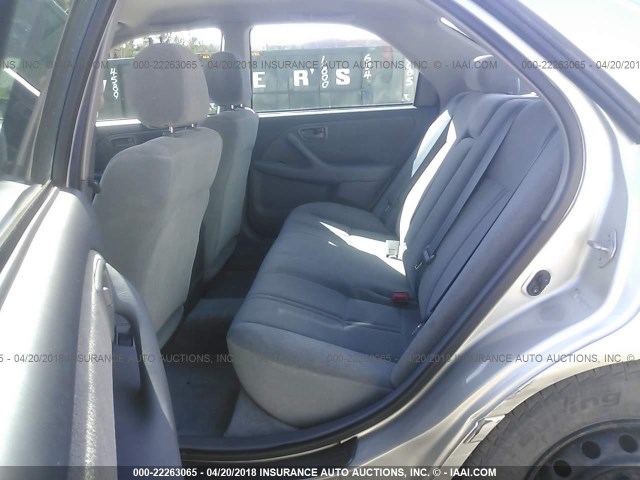 4T1BG22K3YU707642 - 2000 TOYOTA CAMRY CE/LE/XLE 银色 照片 8