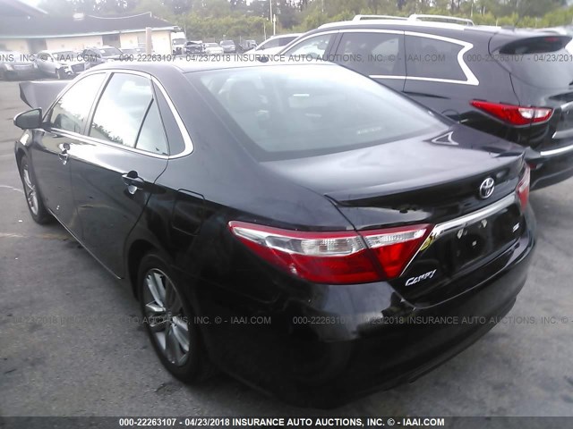 4T1BF1FK2FU110227 - 2015 TOYOTA CAMRY LE/XLE/SE/XSE BLACK photo 3