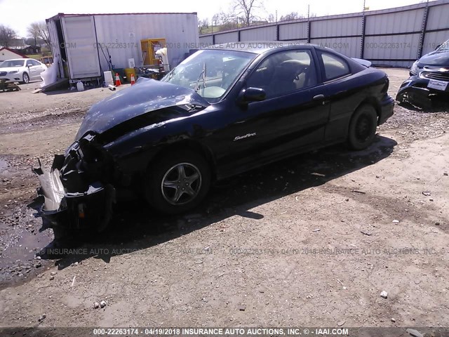 1G2JB124917296427 - 2001 PONTIAC SUNFIRE SE BLACK photo 2