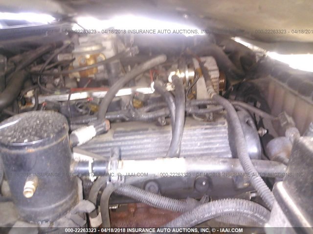 2FAFP74W41X140607 - 2001 FORD CROWN VICTORIA LX SILVER photo 10