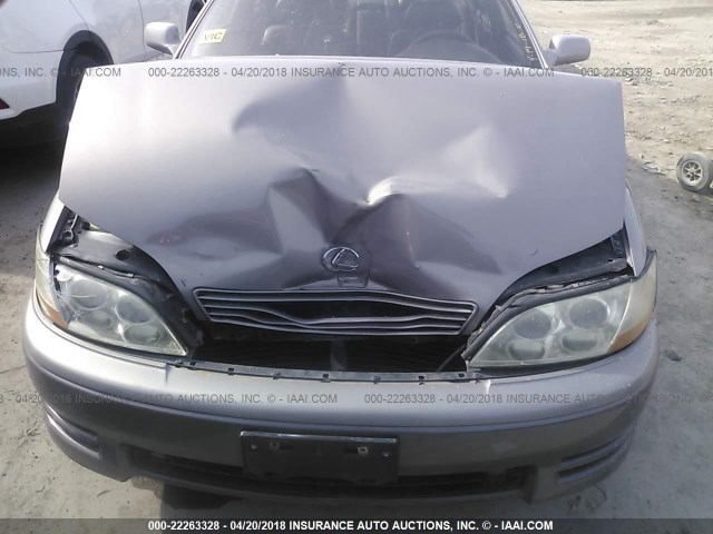 JT8VK13T0P0150341 - 1993 LEXUS ES 300 GOLD photo 10