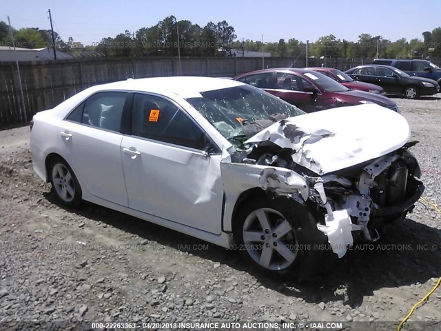 4T1BF1FK3CU161716 - 2012 TOYOTA CAMRY SE/LE/XLE WHITE photo 1