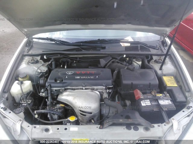 4T1BE32K14U840793 - 2004 TOYOTA CAMRY LE/XLE/SE ვერცხლისფერი ფოტო 10