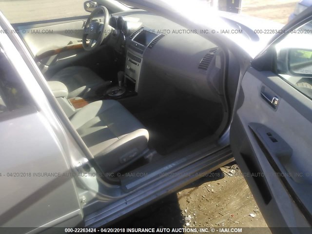 1N4BA41E35C806272 - 2005 NISSAN MAXIMA SE/SL SILVER photo 5