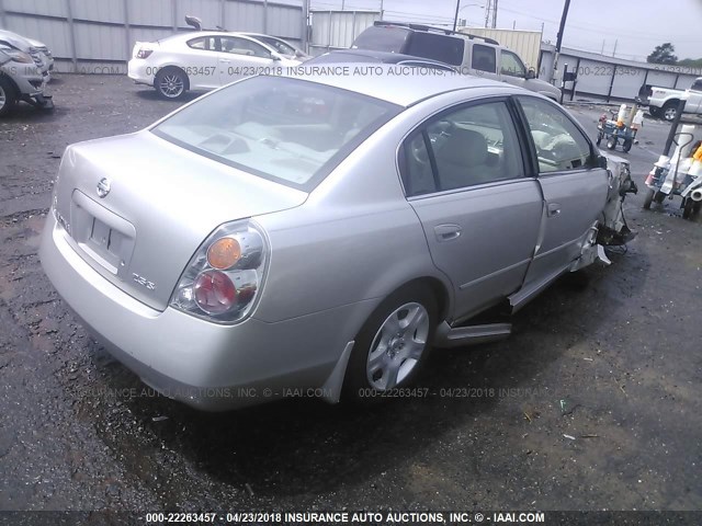 1N4AL11D42C278443 - 2002 NISSAN ALTIMA S/SL SILVER photo 4