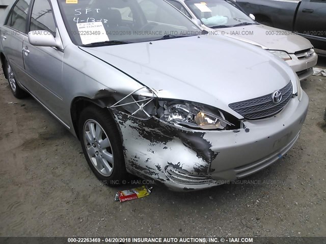 JTDBF32KX20011517 - 2002 TOYOTA CAMRY LE/XLE/SE ვერცხლისფერი ფოტო 6