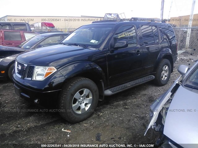 5N1AR18W95C761698 - 2005 NISSAN PATHFINDER LE/SE/XE BLACK photo 2