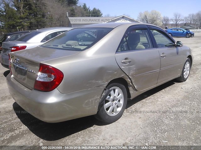 4T1BE32KX2U116985 - 2002 TOYOTA CAMRY LE/XLE/SE Бежевый фото 4