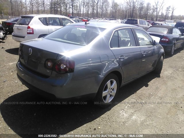 3VWRM71K78M055135 - 2008 VOLKSWAGEN JETTA SE/SEL GRAY photo 4