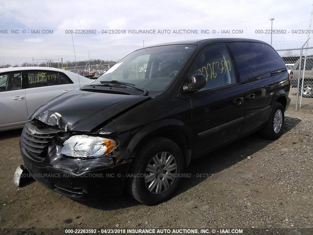 1C4GP45R55B285931 - 2005 CHRYSLER TOWN & COUNTRY  BLACK photo 2